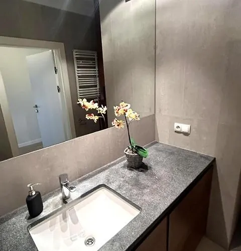 Garnizon De Lux Appartamento *