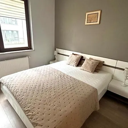 Garnizon De Lux Appartement *